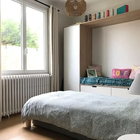 Jolie Avec Piscine Chauffee *